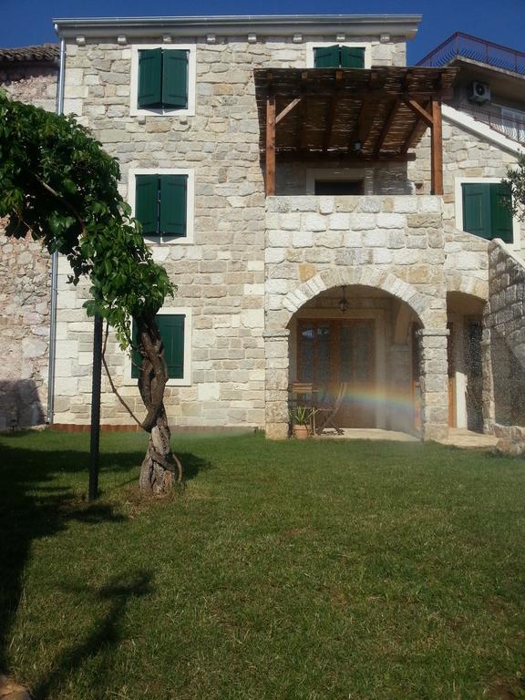 Dvori Svetog Mihaela Šibenik Quarto foto